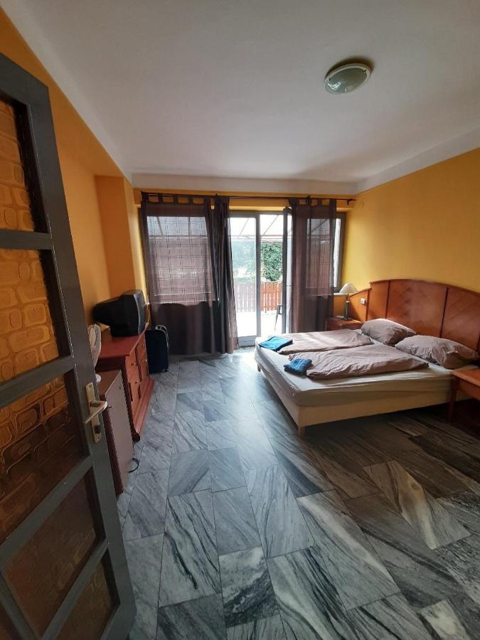 Retro Hotel Merid זמראדי מראה חיצוני תמונה