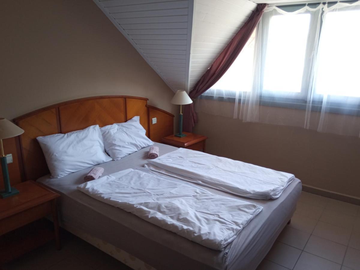 Retro Hotel Merid זמראדי מראה חיצוני תמונה
