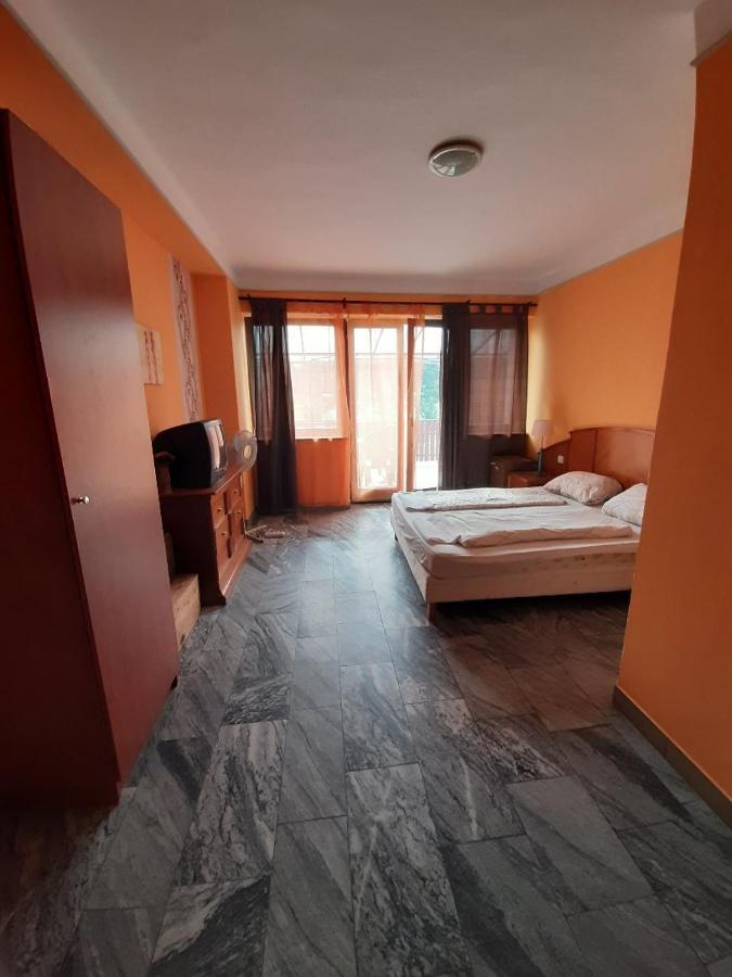 Retro Hotel Merid זמראדי מראה חיצוני תמונה